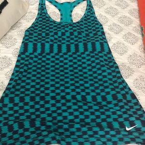 Nike Slim fit, DRI-FIT Tank
